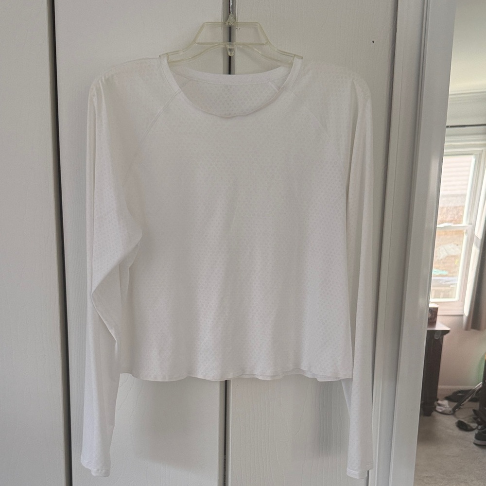Lululemon UPF sunshirt